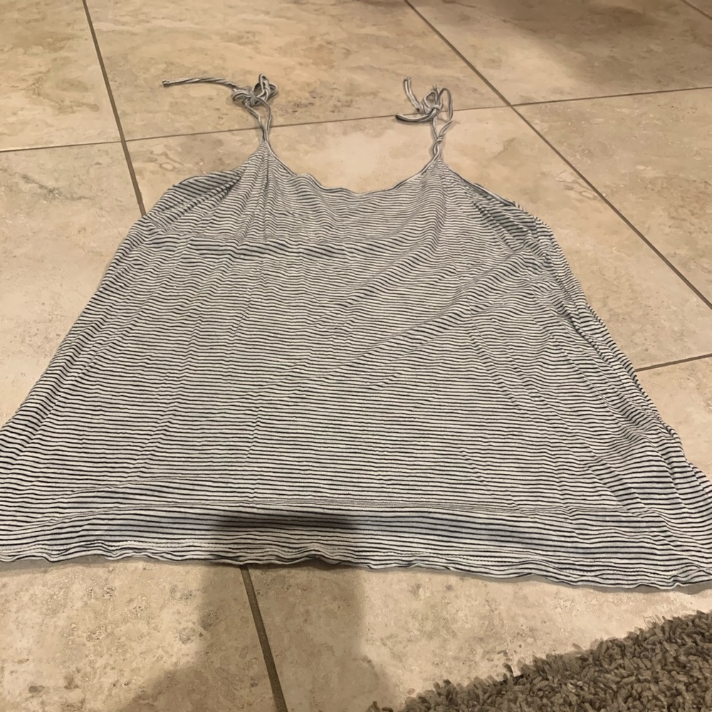 Gap top